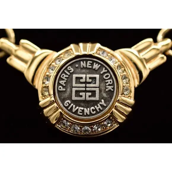 Givenchy Vintage Coin Medallion Collar Necklace Chunky Curb Gold Signed BinBM - Picture 2 of 12
